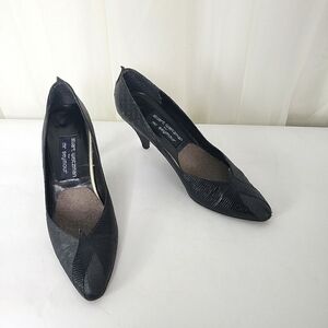 Vintage Stuart Weitzman Mr. Seymour black gray colorblock unique heel pump 9